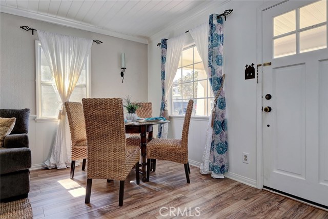 118 Helberta Avenue, Redondo Beach, California 90277, 3 Bedrooms Bedrooms, ,3 BathroomsBathrooms,Residential,Sold,Helberta,SB18247405