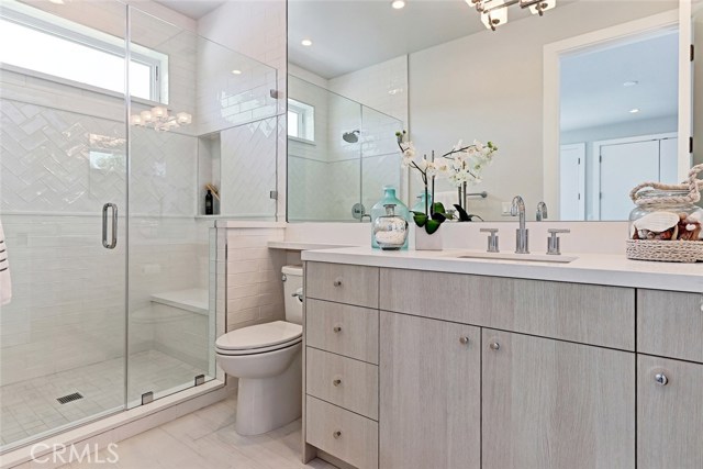 1450 23rd Street, Manhattan Beach, California 90266, 5 Bedrooms Bedrooms, ,2 BathroomsBathrooms,Residential,Sold,23rd,SB17111240