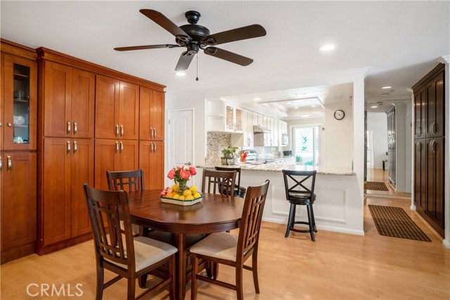 428 Esplanade, Redondo Beach, California 90277, 3 Bedrooms Bedrooms, ,2 BathroomsBathrooms,Residential,Sold,Esplanade,SB18127217