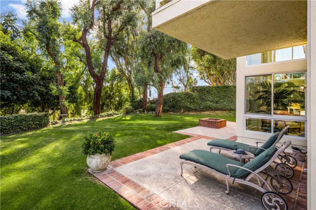 30 Country Lane, Rolling Hills Estates, California 90274, 4 Bedrooms Bedrooms, ,3 BathroomsBathrooms,Residential,Sold,Country,PV20008368