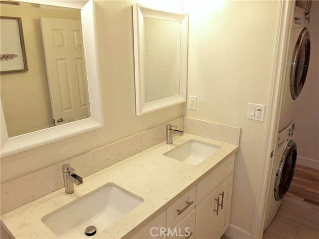 18316 Grevillea Avenue, Redondo Beach, California 90278, 3 Bedrooms Bedrooms, ,2 BathroomsBathrooms,Residential,Sold,Grevillea,PW20134406