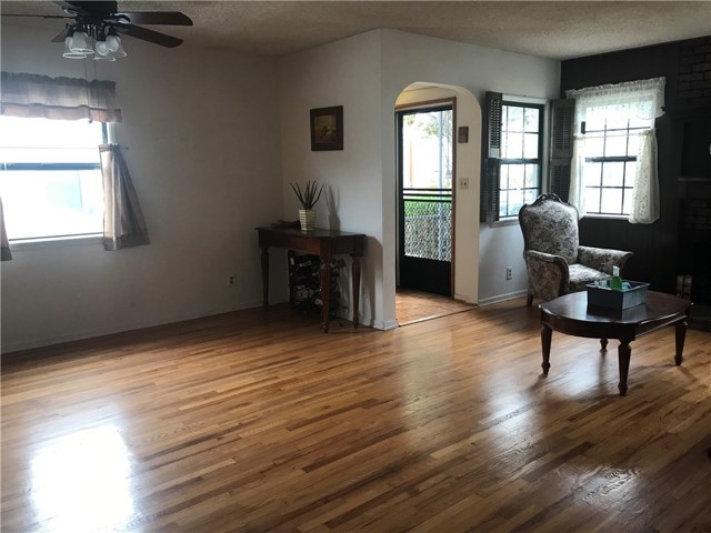 711 Maria Avenue, Redondo Beach, California 90277, 3 Bedrooms Bedrooms, ,3 BathroomsBathrooms,Residential,Sold,Maria,SB20257032