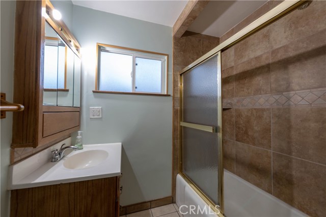 3 Bed Home for Sale in Lake Balboa, California