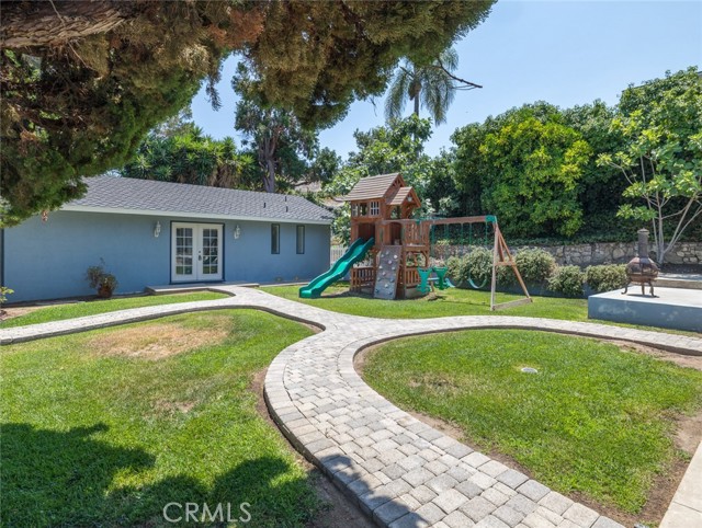 45 Hitching Post Drive, Rolling Hills Estates, California 90274, 4 Bedrooms Bedrooms, ,2 BathroomsBathrooms,Residential,Sold,Hitching Post,SB21155813