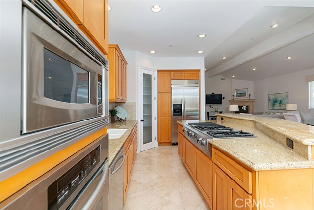 105 Lucia Avenue, Redondo Beach, California 90277, 3 Bedrooms Bedrooms, ,2 BathroomsBathrooms,Residential,Sold,Lucia,SB19076880