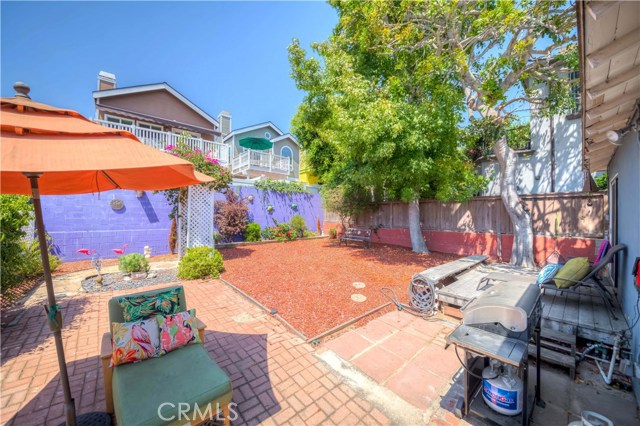 621 24th Street, Hermosa Beach, California 90254, 3 Bedrooms Bedrooms, ,1 BathroomBathrooms,Residential,Sold,24th,SB20156727