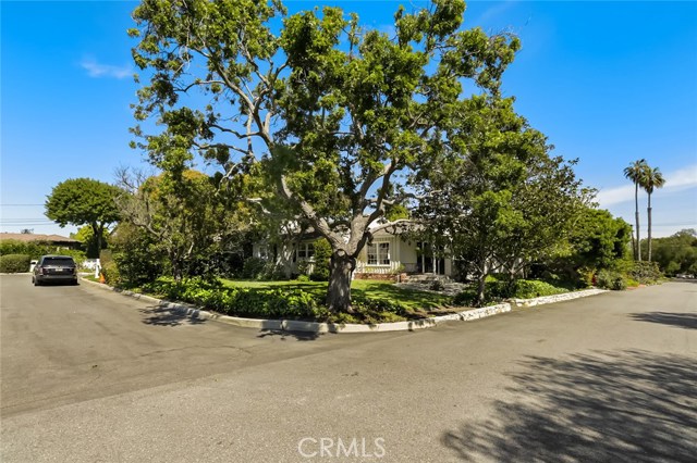 3901 Via Pavion, Palos Verdes Estates, California 90274, 3 Bedrooms Bedrooms, ,1 BathroomBathrooms,Residential,Sold,Via Pavion,SB19057948