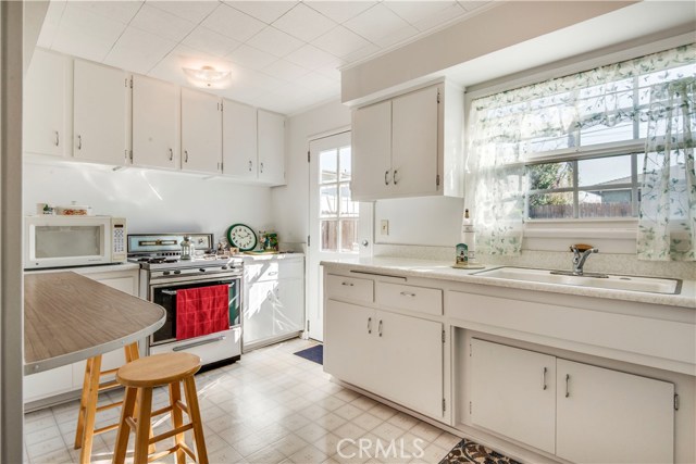 1166 Magnolia Avenue, Manhattan Beach, California 90266, 3 Bedrooms Bedrooms, ,2 BathroomsBathrooms,Residential,Sold,Magnolia,SB19063991 1166 Magnolia Avenue, Manhattan Beach, California 90266, 3 Bedrooms Bedrooms, ,2 BathroomsBathrooms,Residential,Sold,Magnolia,SB19063991