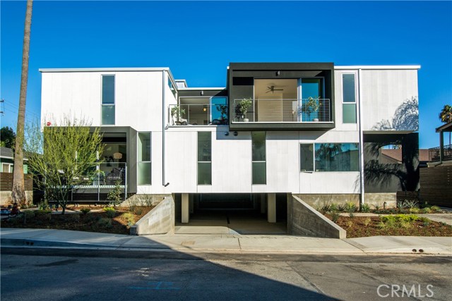1156 N Rowell Ave, Manhattan Beach, California 90266, 3 Bedrooms Bedrooms, ,2 BathroomsBathrooms,Residential,Sold,N Rowell Ave,SB17014351