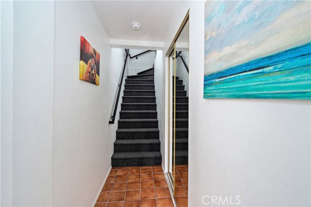 216 39th Street, Manhattan Beach, California 90266, 2 Bedrooms Bedrooms, ,2 BathroomsBathrooms,Residential,Sold,39th,SB19218837