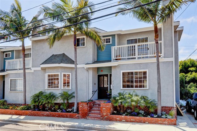 2205 Felton Lane, Redondo Beach, California 90278, 3 Bedrooms Bedrooms, ,2 BathroomsBathrooms,Residential,Sold,Felton,SB18109653