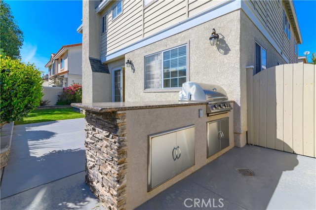 1908 Clark Lane, Redondo Beach, California 90278, 4 Bedrooms Bedrooms, ,3 BathroomsBathrooms,Residential,Sold,Clark,SB19080136