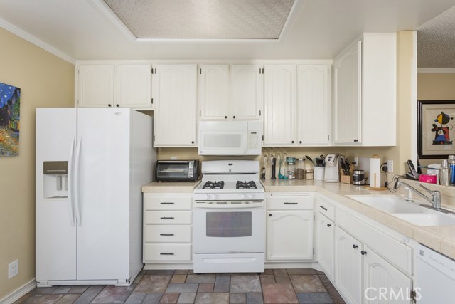 106 Monterey Boulevard, Hermosa Beach, California 90254, 2 Bedrooms Bedrooms, ,1 BathroomBathrooms,Residential,Sold,Monterey,SB18077766