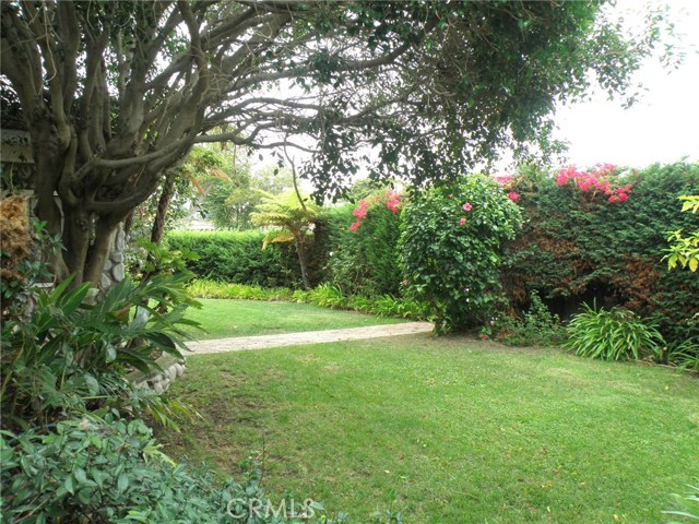 2925 Perkins Lane, Redondo Beach, California 90278, 3 Bedrooms Bedrooms, ,2 BathroomsBathrooms,Residential,Sold,Perkins,SB17226814