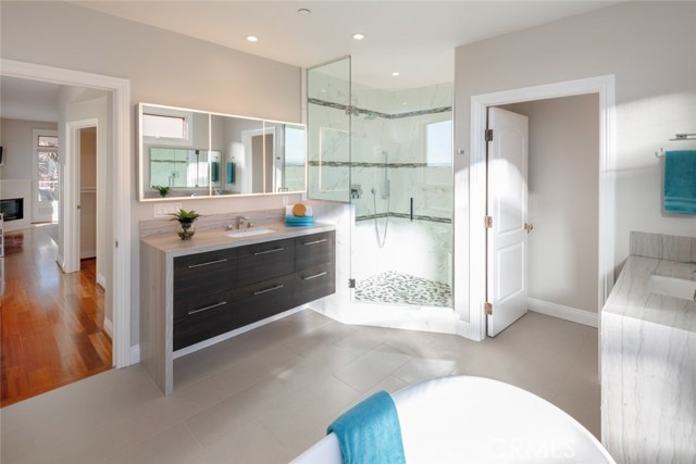 Remodeled bathroom and the lighted mirror is a nice feature