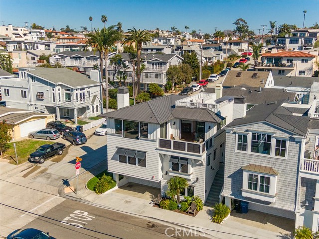 548 Pine Street, Hermosa Beach, California 90254, 4 Bedrooms Bedrooms, ,3 BathroomsBathrooms,Residential,Sold,Pine,SB21026550