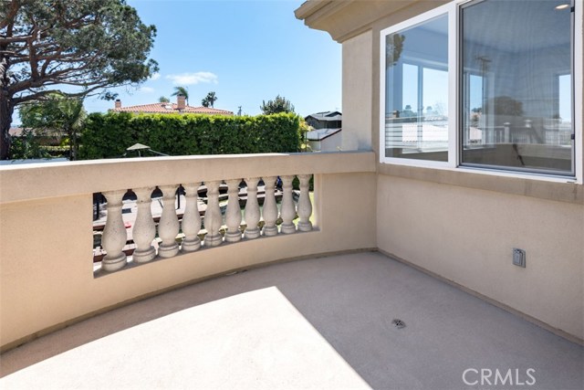 1652 Nelson Avenue, Manhattan Beach, California 90266, 5 Bedrooms Bedrooms, ,4 BathroomsBathrooms,Residential,Sold,Nelson,SB18121313