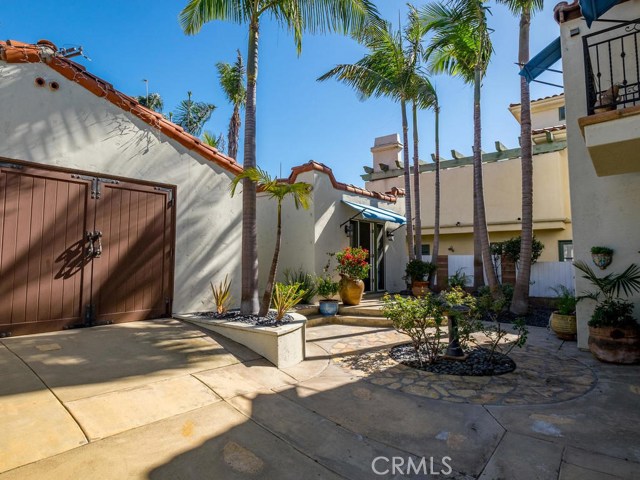 616 Gertruda Avenue, Redondo Beach, California 90277, 4 Bedrooms Bedrooms, ,4 BathroomsBathrooms,Residential,Sold,Gertruda,SB18039519