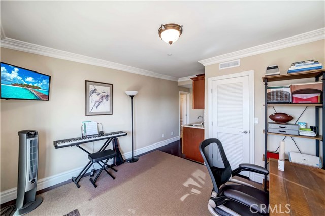 603 Juanita Avenue, Redondo Beach, California 90277, 4 Bedrooms Bedrooms, ,1 BathroomBathrooms,Residential,Sold,Juanita,SB20232273