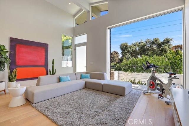 720 Rosecrans Avenue, Manhattan Beach, California 90266, 4 Bedrooms Bedrooms, ,3 BathroomsBathrooms,Residential,Sold,Rosecrans,PW21110961