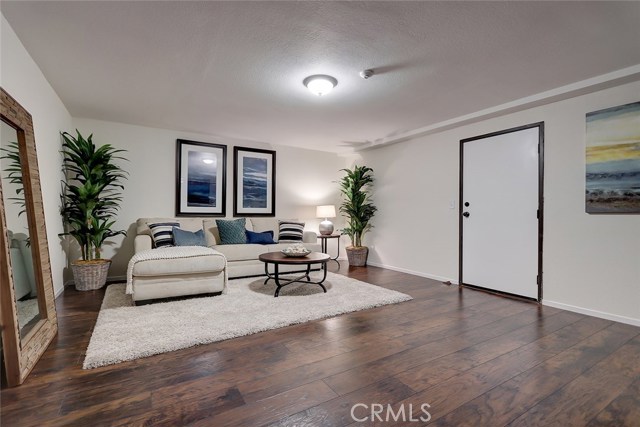 1916 Rockefeller Lane, Redondo Beach, California 90278, 3 Bedrooms Bedrooms, ,2 BathroomsBathrooms,Residential,Sold,Rockefeller,SB20073261