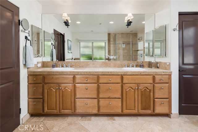 204 Irena Avenue, Redondo Beach, California 90277, 3 Bedrooms Bedrooms, ,2 BathroomsBathrooms,Residential,Sold,Irena,SB19198333