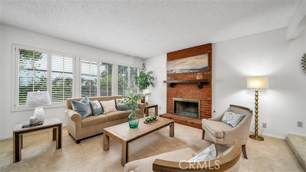 2100 Oak Avenue, Manhattan Beach, California 90266, 3 Bedrooms Bedrooms, ,2 BathroomsBathrooms,Residential,Sold,Oak,SB20253347