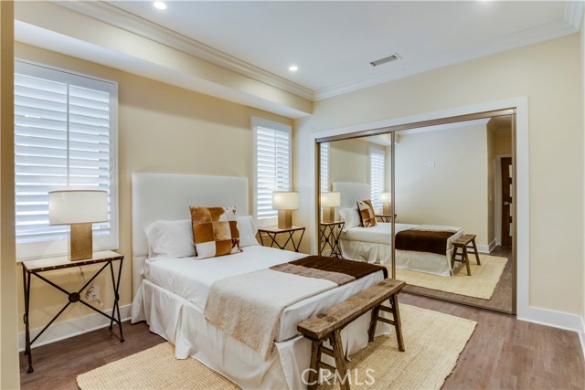 3208 Pacific Avenue, Manhattan Beach, California 90266, 4 Bedrooms Bedrooms, ,3 BathroomsBathrooms,Residential,Sold,Pacific,SB18253050