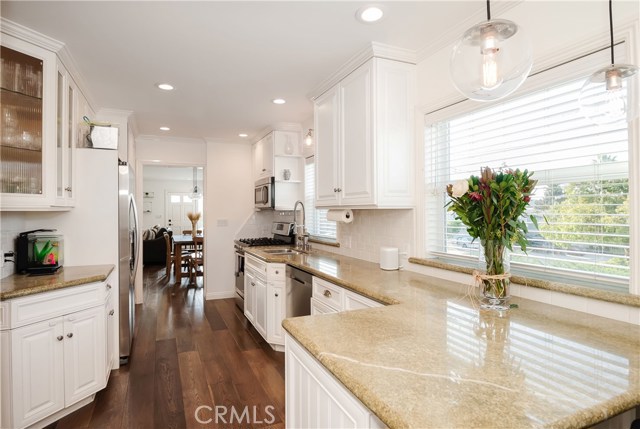 2030 Prospect Avenue, Hermosa Beach, California 90254, 3 Bedrooms Bedrooms, ,3 BathroomsBathrooms,Residential,Sold,Prospect,SB20202137