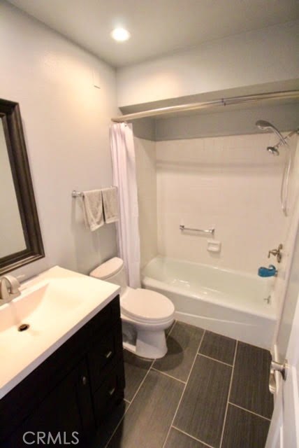 11 Seaview Drive, Rolling Hills Estates, California 90274, 3 Bedrooms Bedrooms, ,3 BathroomsBathrooms,Residential,Sold,Seaview,SB17072749