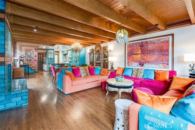 3213 Valley Drive, Manhattan Beach, California 90266, 3 Bedrooms Bedrooms, ,3 BathroomsBathrooms,Residential,Sold,Valley,SB21017306