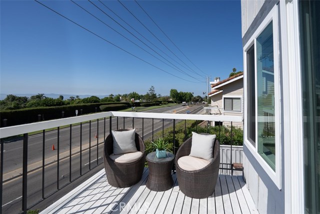4 Mela Lane, Rancho Palos Verdes, California 90275, 4 Bedrooms Bedrooms, ,3 BathroomsBathrooms,Residential,Sold,Mela,OC19178665