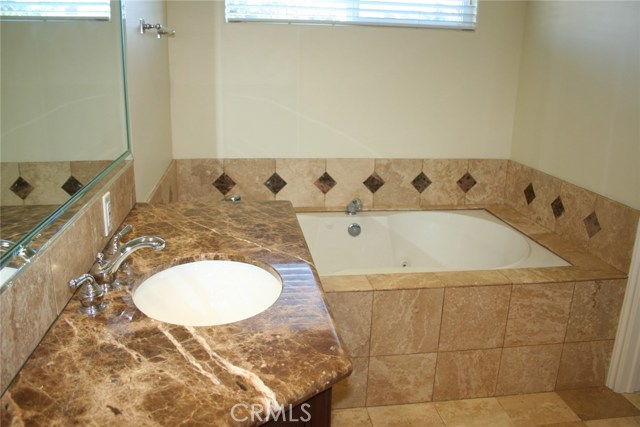 205 Irena Avenue, Redondo Beach, California 90277, 4 Bedrooms Bedrooms, ,3 BathroomsBathrooms,Residential,Sold,Irena,SB18231955