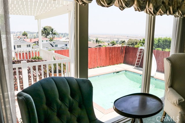 2115 Van Karajan Drive, Rancho Palos Verdes, California 90275, 4 Bedrooms Bedrooms, ,3 BathroomsBathrooms,Residential,Sold,Van Karajan,CV20124199