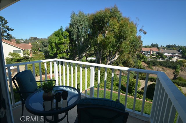 34 Country Lane, Rolling Hills Estates, California 90274, 4 Bedrooms Bedrooms, ,4 BathroomsBathrooms,Residential,Sold,Country,PV18219056