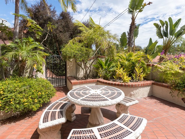 3 Bed Home for Sale in El Segundo, California