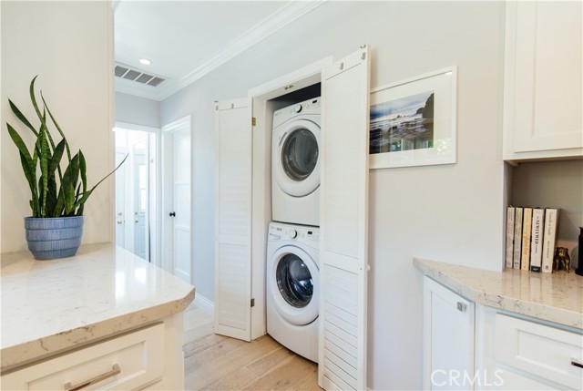 2801 Valley Drive, Manhattan Beach, California 90266, 2 Bedrooms Bedrooms, ,1 BathroomBathrooms,Residential,Sold,Valley,SB21130648