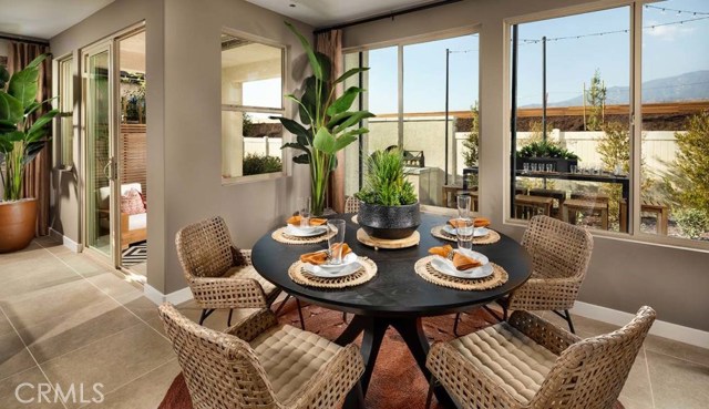1543 Village Green Way
