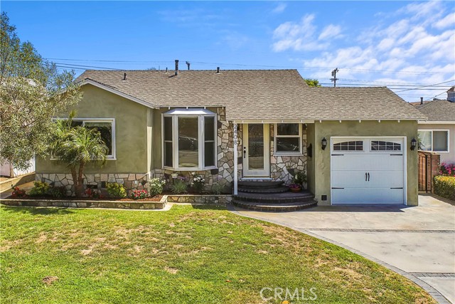 2408 Robinson Street, Redondo Beach, California 90278, 3 Bedrooms Bedrooms, ,2 BathroomsBathrooms,Residential,Sold,Robinson,PV21108449