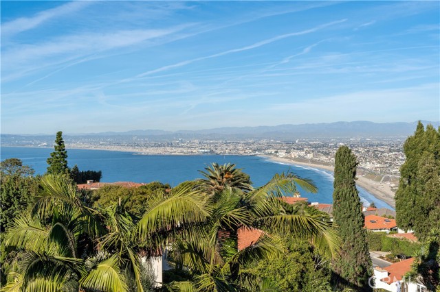 841 Via Somonte, Palos Verdes Estates, California 90274, 4 Bedrooms Bedrooms, ,5 BathroomsBathrooms,Residential,Sold,Via Somonte,SB21146650