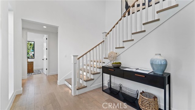 1712 Meadows Avenue, Manhattan Beach, California 90266, 5 Bedrooms Bedrooms, ,2 BathroomsBathrooms,Residential,Sold,Meadows,SB20199095