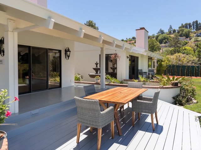 24 Harbor Sight Drive, Rolling Hills Estates, California 90274, 4 Bedrooms Bedrooms, ,4 BathroomsBathrooms,Residential,Sold,Harbor Sight,PV20138736