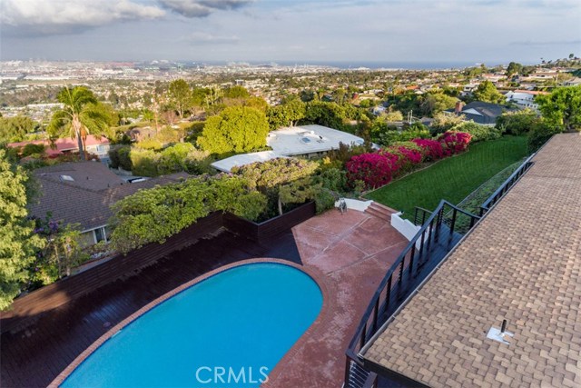 70 Rockinghorse Road, Rancho Palos Verdes, California 90275, 4 Bedrooms Bedrooms, ,3 BathroomsBathrooms,Residential,Sold,Rockinghorse,NP18103625