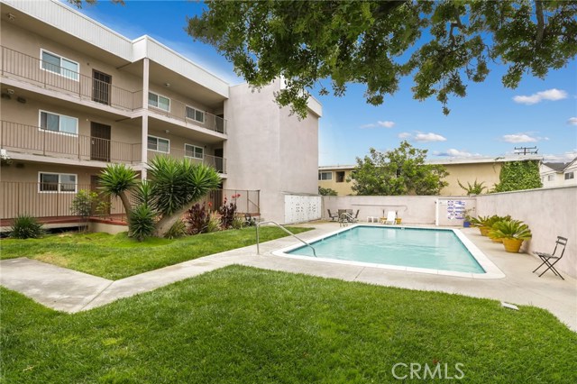 1321 Beryl Street, Redondo Beach, California 90277, 2 Bedrooms Bedrooms, ,2 BathroomsBathrooms,Residential,Sold,Beryl,SB17136124