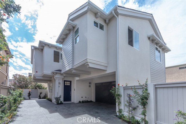 2410 Huntington Lane, Redondo Beach, California 90278, 4 Bedrooms Bedrooms, ,3 BathroomsBathrooms,Residential,Sold,Huntington,PV18242056