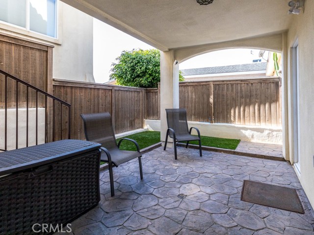 Lower level yard