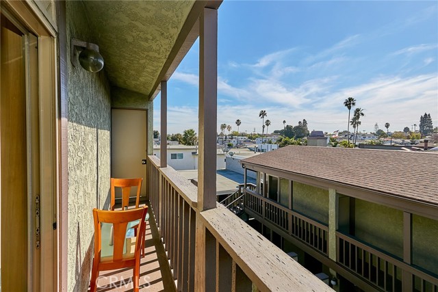 1334 12th Street, Manhattan Beach, California 90266, 2 Bedrooms Bedrooms, ,2 BathroomsBathrooms,Residential,Sold,12th,SB21023330