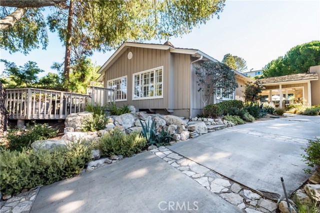 3000 Palos Verdes Drive, Palos Verdes Estates, California 90274, 4 Bedrooms Bedrooms, ,4 BathroomsBathrooms,Residential,Sold,Palos Verdes,SB19042608