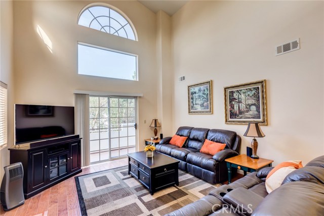 121 Helberta Avenue, Redondo Beach, California 90277, 3 Bedrooms Bedrooms, ,2 BathroomsBathrooms,Residential,Sold,Helberta,SB18224555