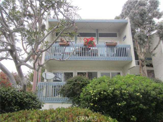 826 Camino Real, Redondo Beach, California 90277, 3 Bedrooms Bedrooms, ,2 BathroomsBathrooms,Residential,Sold,Camino Real,SB19111118